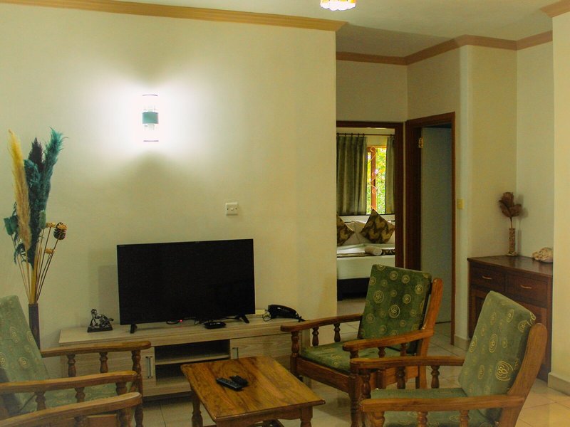 Forest Lodge Guest House 6