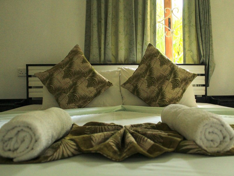 Forest Lodge Guest House 9
