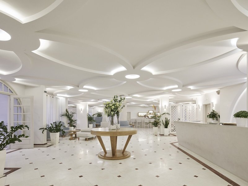 Santorini Palace Hotel 10