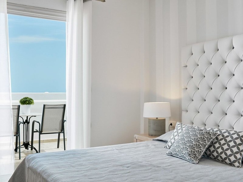 Santorini Palace Hotel 32