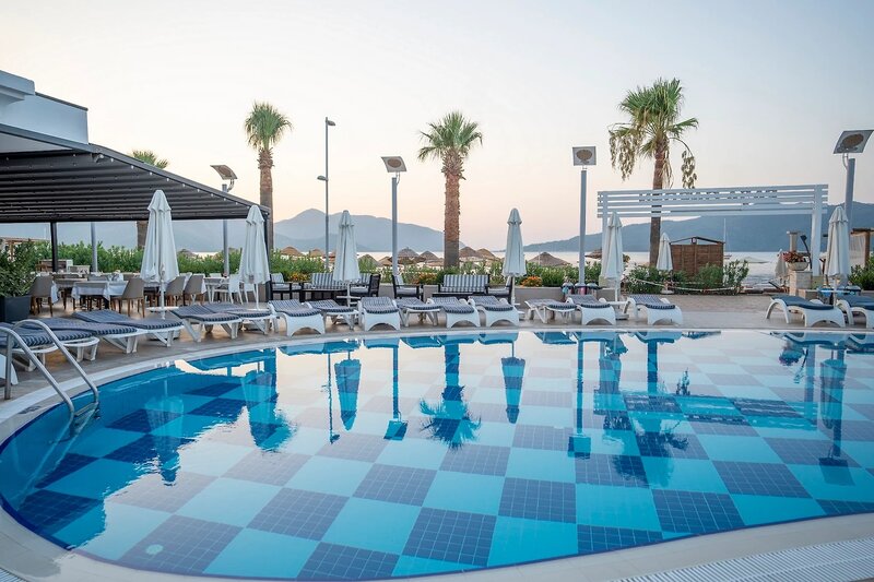 Pasa Garden Beach Hotel 4