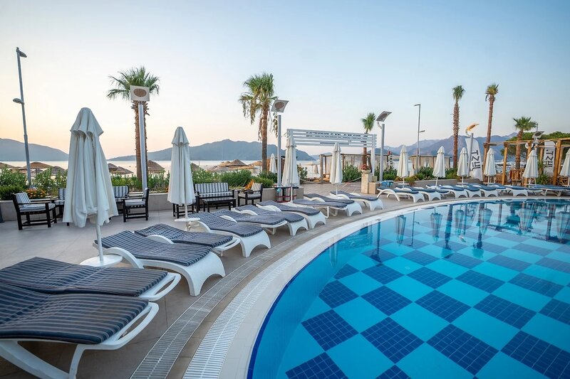 Pasa Garden Beach Hotel 5