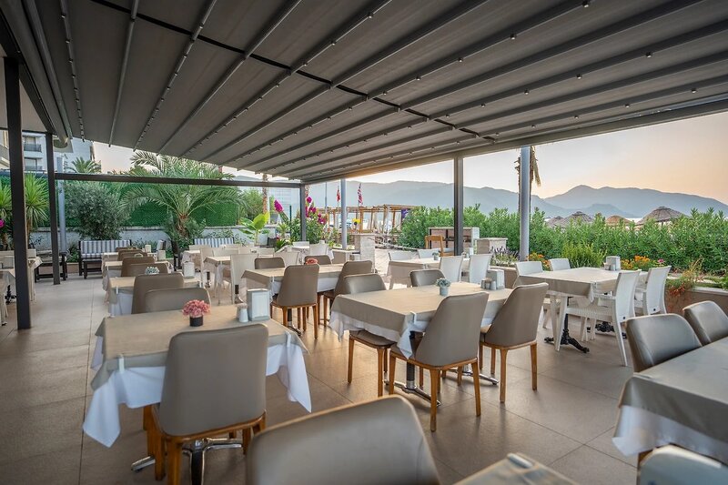 Pasa Garden Beach Hotel 8