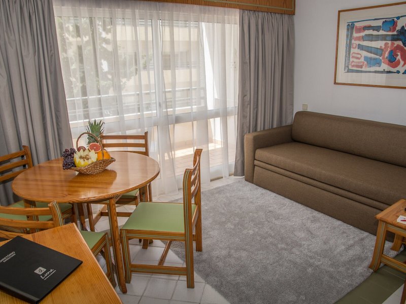 Luna Hotel da Oura 22