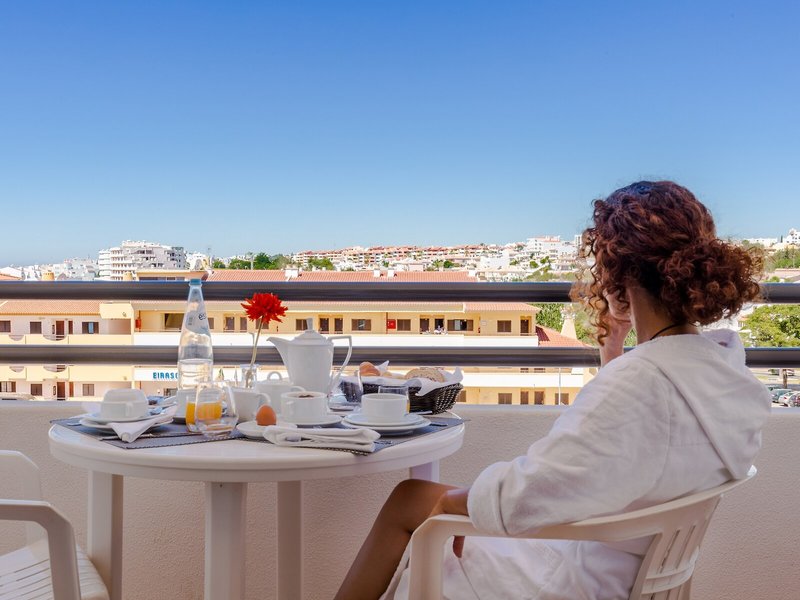 Luna Hotel da Oura 23