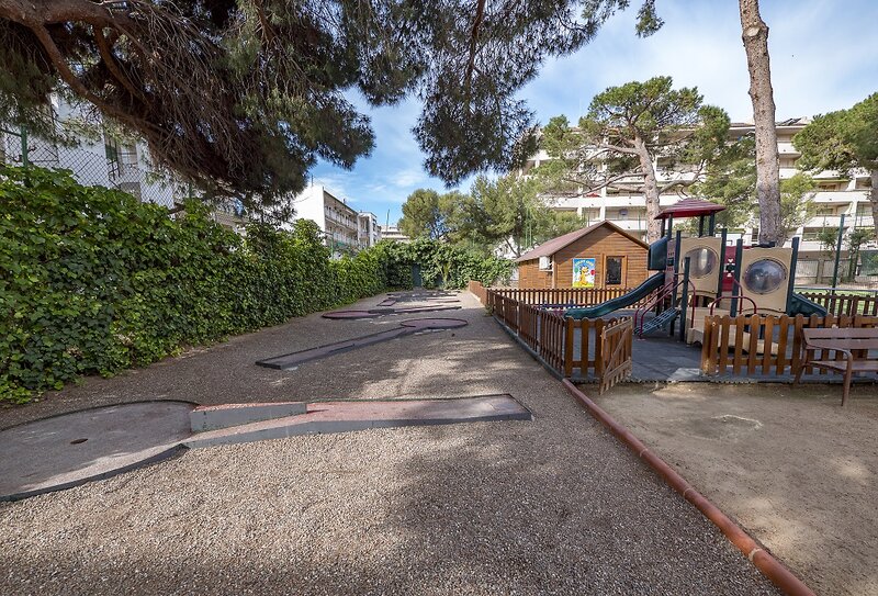 Golden Port Salou & Spa 24