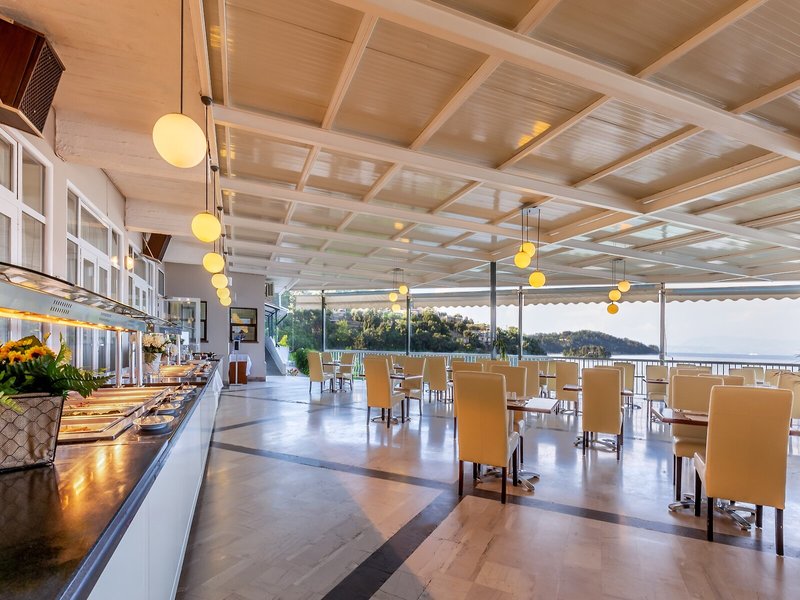Oasis Hotel 30