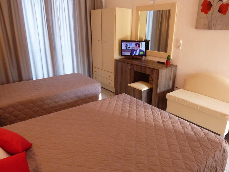 Oasis Hotel 33