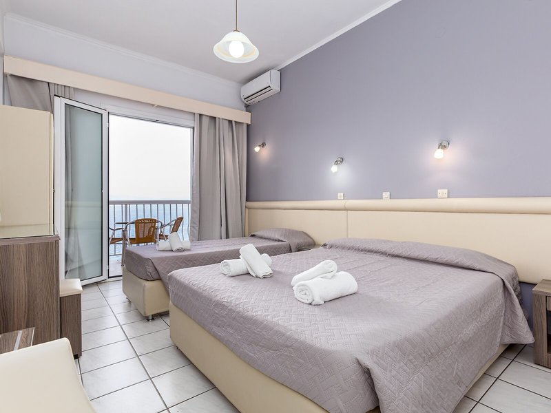 Oasis Hotel 34