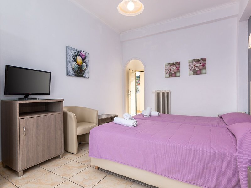Oasis Hotel 43