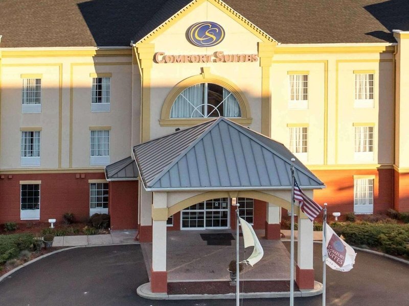Comfort Suites Newark - Harrison 5