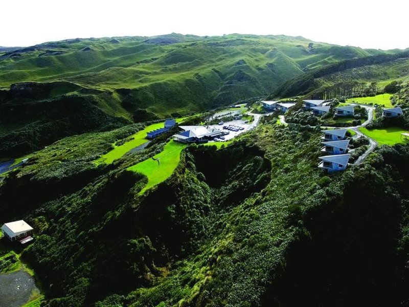 Castaways Resort 4