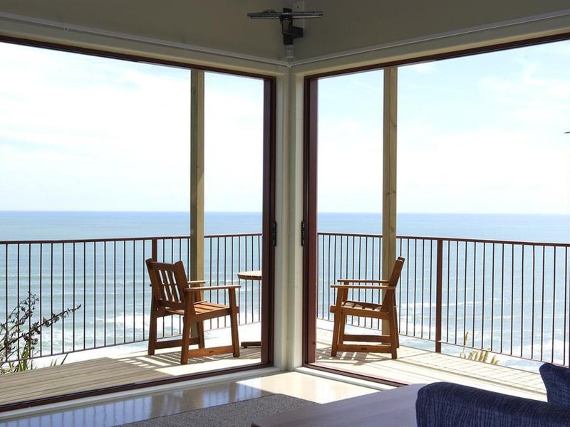 Castaways Resort 5