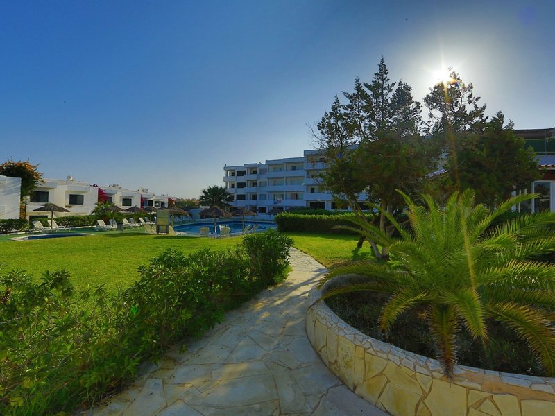 Camelina Suites 1