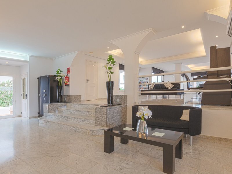 Camelina Suites 24