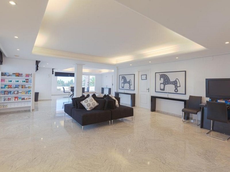 Camelina Suites 26