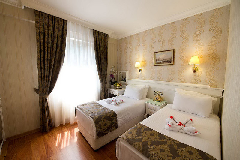Golden Horn Sirkeci 7