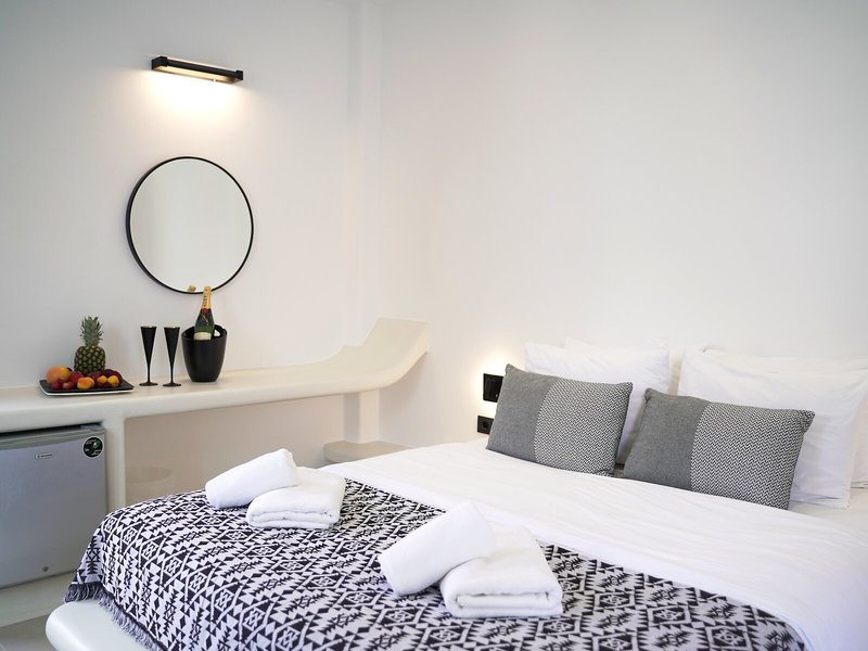 King's Suites 26