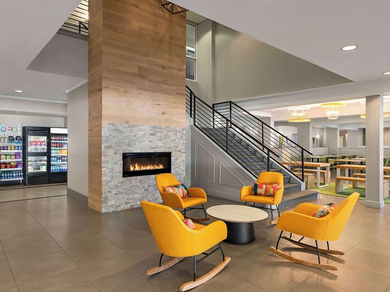 Spark by Hilton Orlando Universal Blvd 9