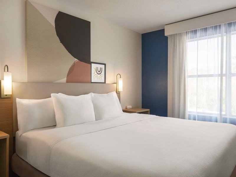 Spark by Hilton Orlando Universal Blvd 22