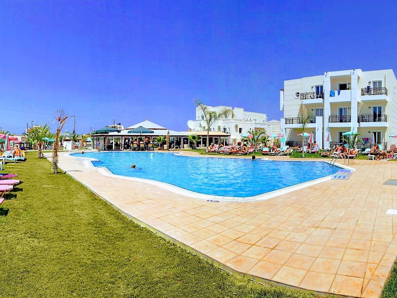Yiannis Manos Hotel - Resort 13