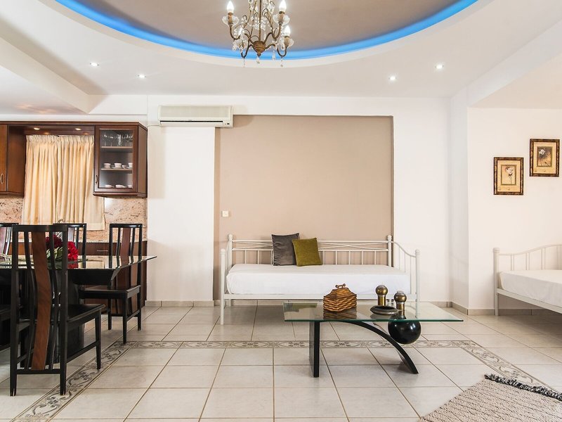 Yiannis Manos Hotel - Resort 34