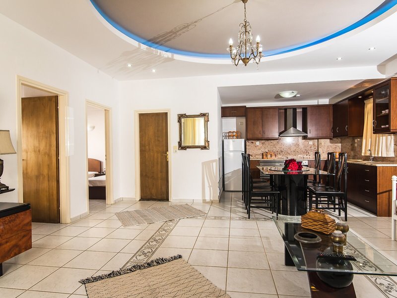 Yiannis Manos Hotel - Resort 35