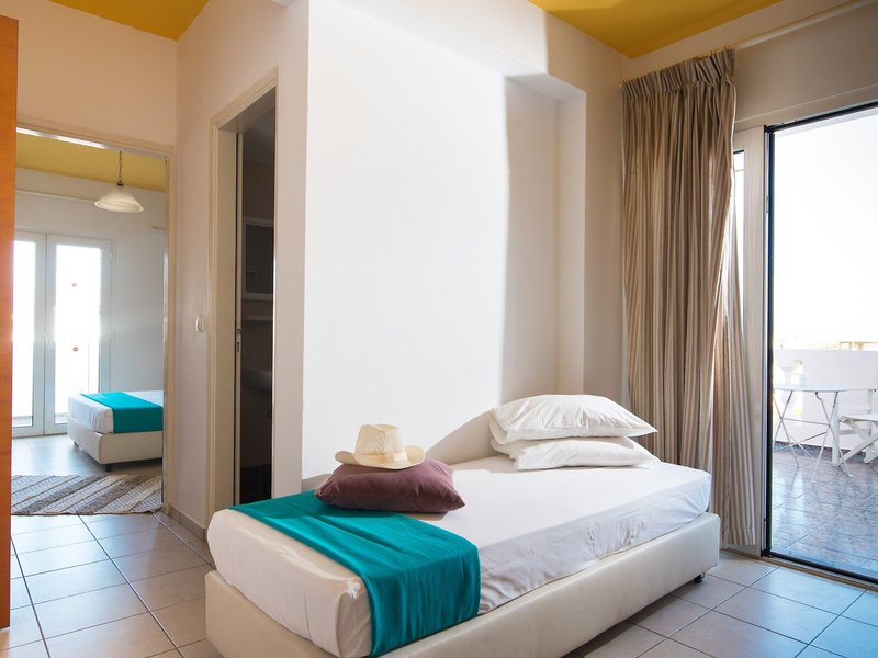 Yiannis Manos Hotel - Resort 43