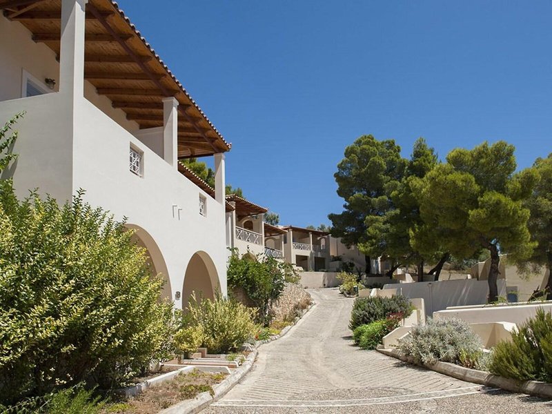Alonissos Beach Bungalows & Suites Hotel 3