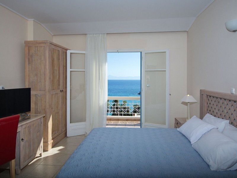 Alonissos Beach Bungalows & Suites Hotel 40
