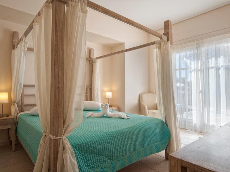 Alonissos Beach Bungalows & Suites Hotel 43