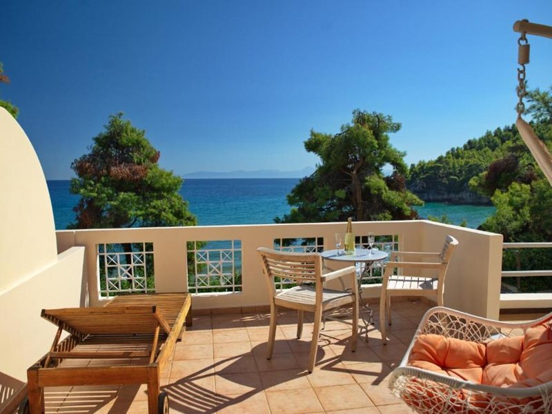 Alonissos Beach Bungalows & Suites Hotel 7