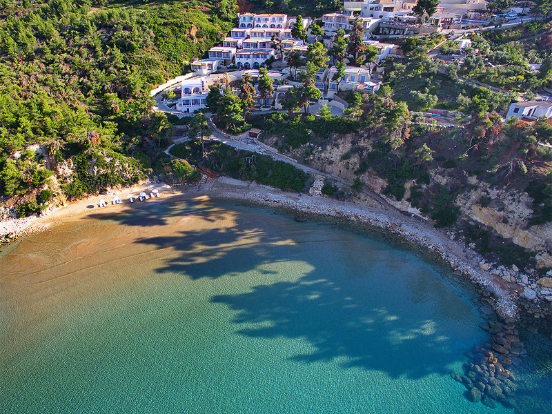 Alonissos Beach Bungalows & Suites Hotel 1
