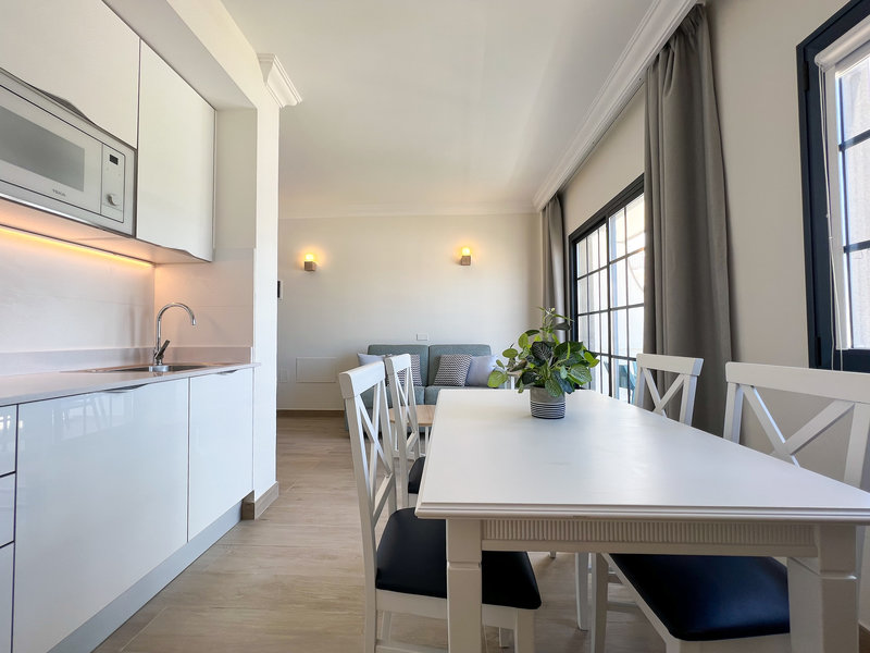 Cordial Marina Blanca 6