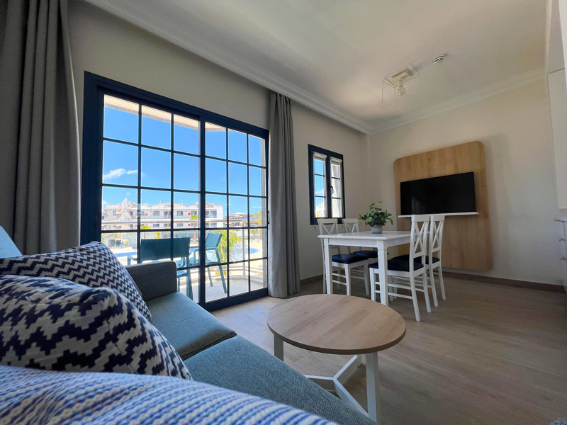 Cordial Marina Blanca 7