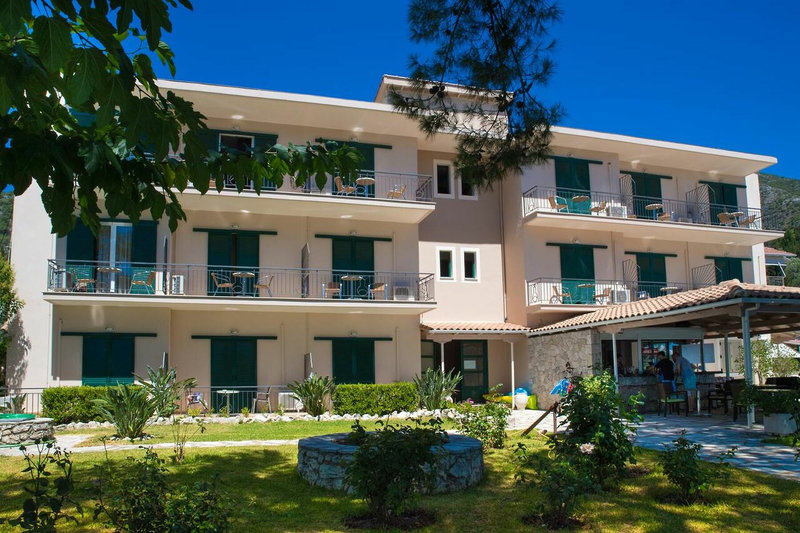 Pansion Marina 1