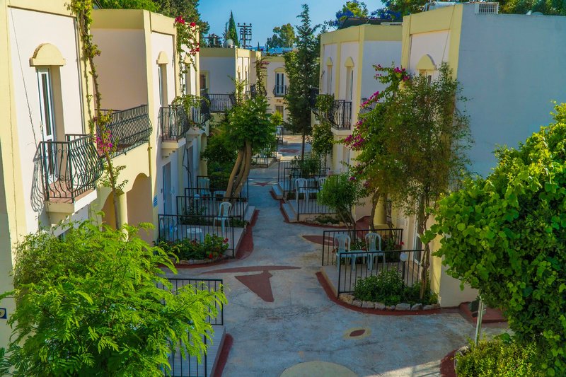 Bitez Paloma Family Club 7