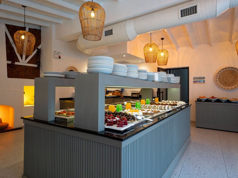 Paloma Bitez Family Club 20