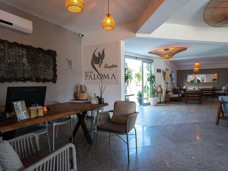 Paloma Bitez Family Club 22