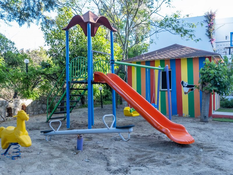 Paloma Bitez Family Club 31