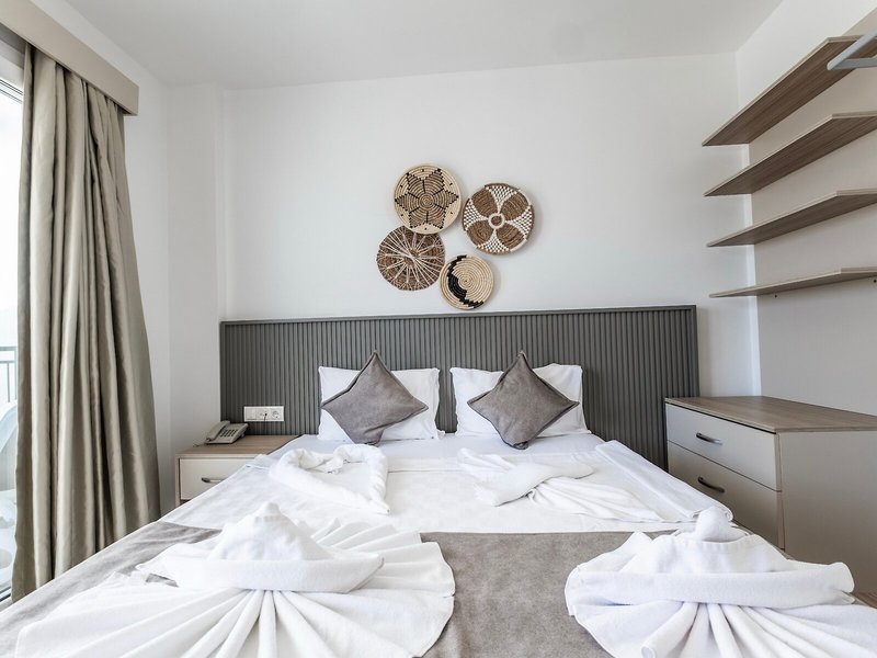 Paloma Bitez Family Club 36