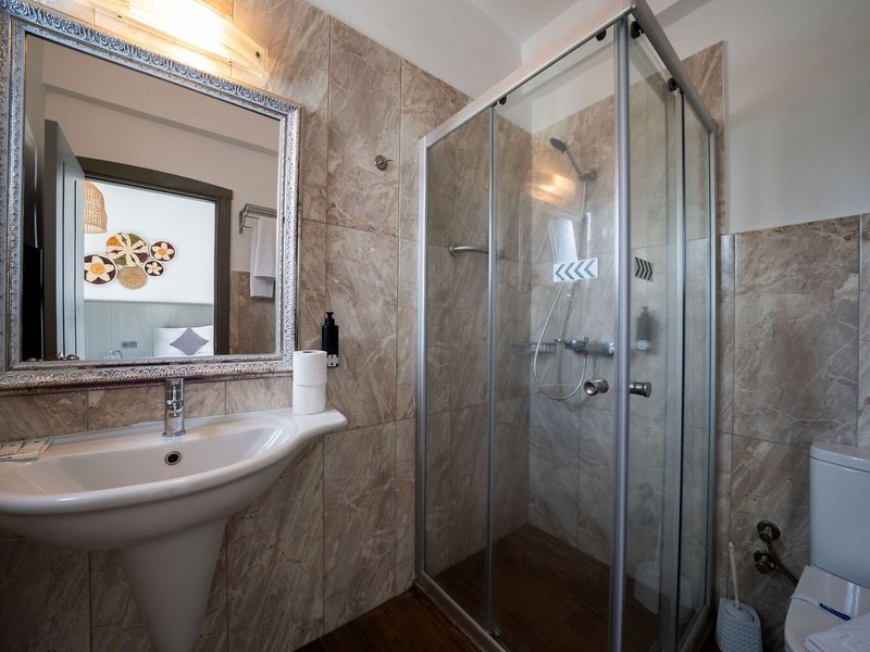 Paloma Bitez Family Club 43