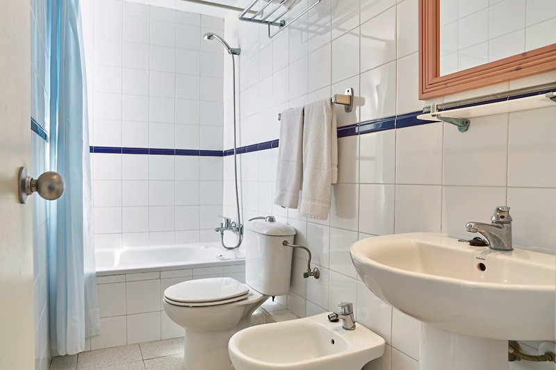 Casa Luis Apartments 8