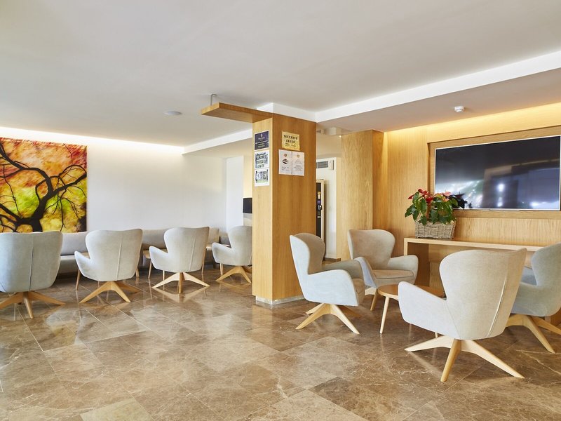 Casa Luis Apartments 14