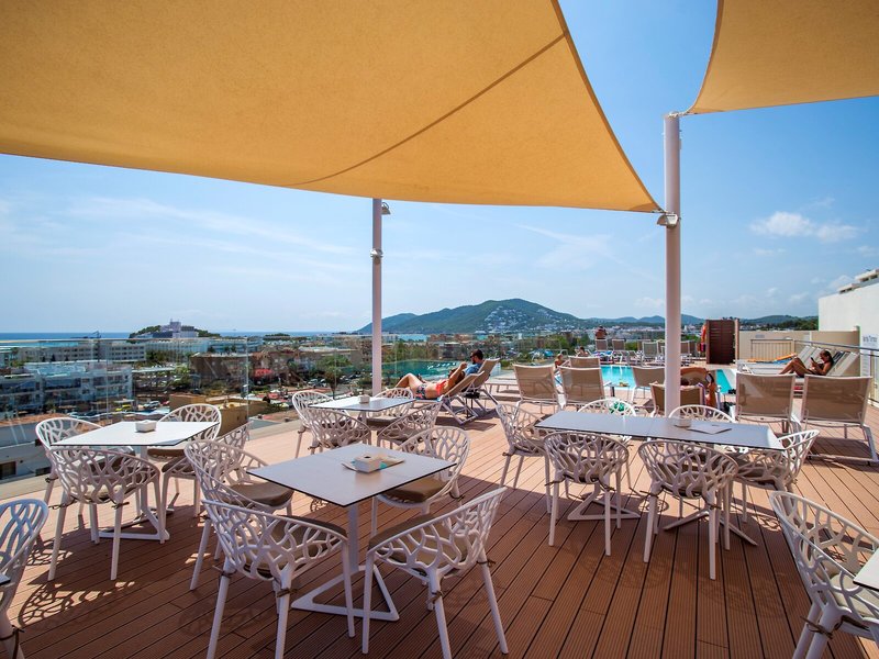 Casa Luis Apartments 26