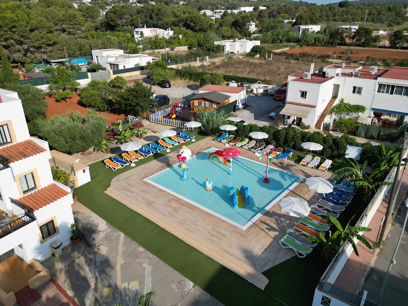 Apartamentos Casa Luis by Invisa 12