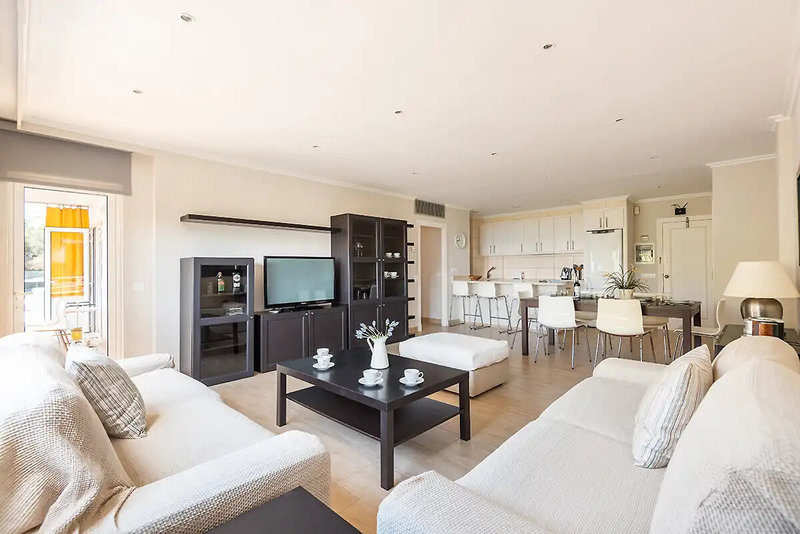 Hamilton Court 6