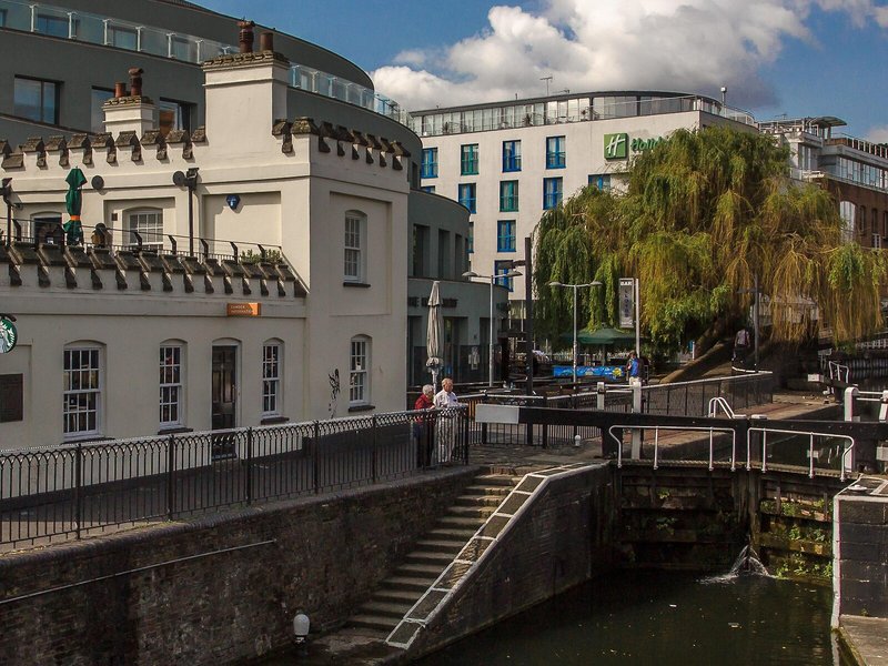 Holiday Inn Camden Lock 4