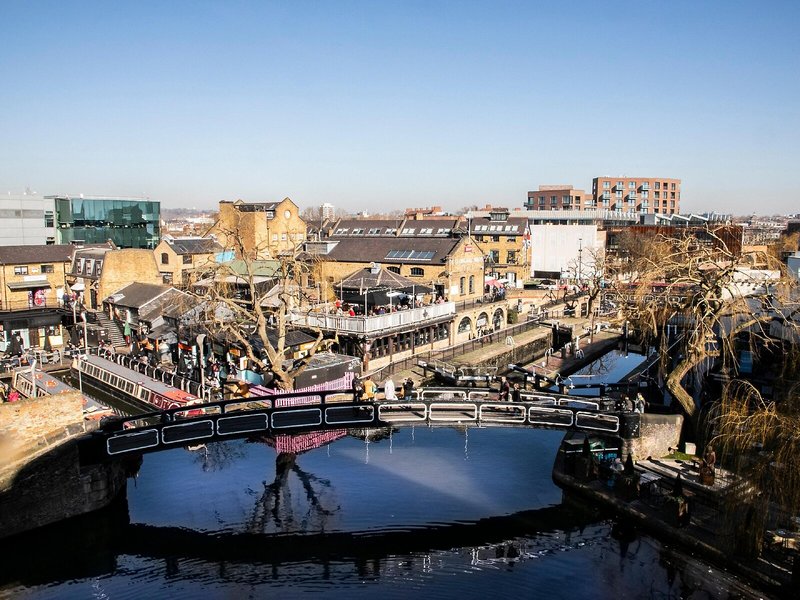 Holiday Inn Camden Lock 9