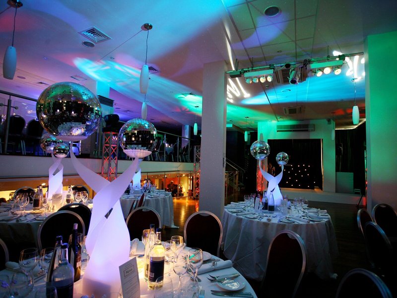 Holiday Inn Camden Lock 15